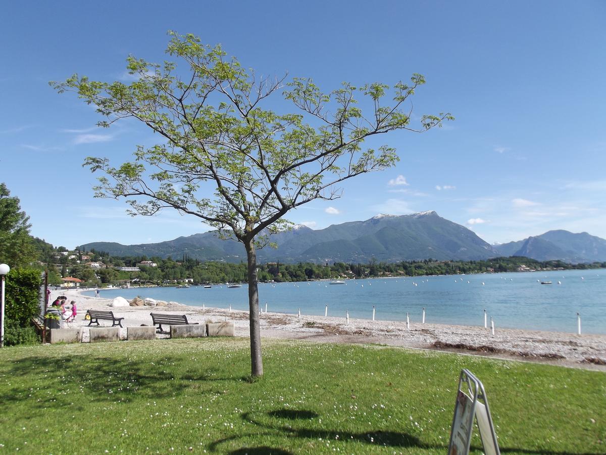 Hotel La Romantica Manerba del Garda Luaran gambar